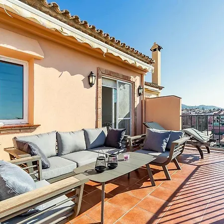 度假居 77-townhouse With Stunning Views In Fuengirola! *