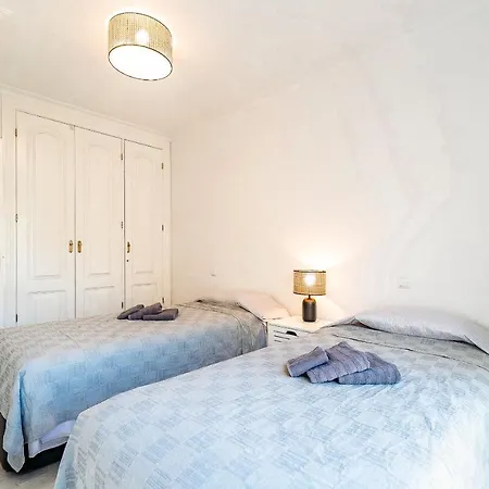 77-townhouse With Stunning Views In Fuengirola!